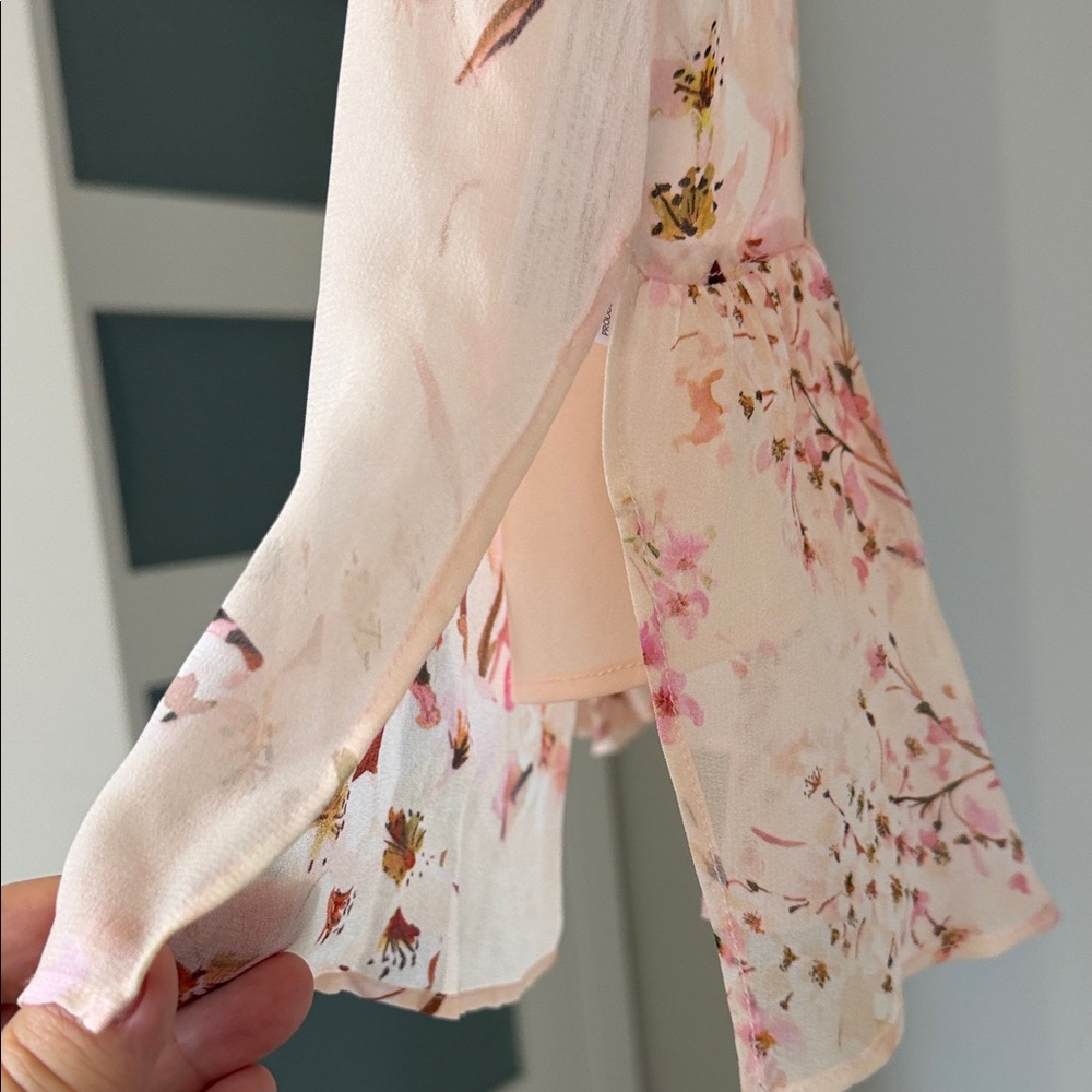 Twin-Set Pink Floral Tie-Neck Cap Sleeve Blouse - Picture 9 of 13
